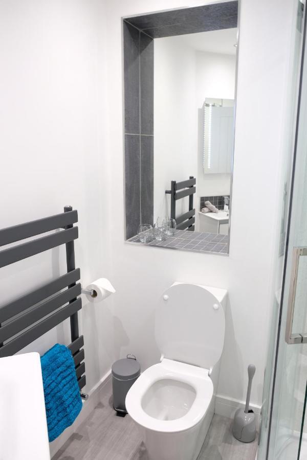 Rosemary House Brs Airport Accommodation Winford מראה חיצוני תמונה