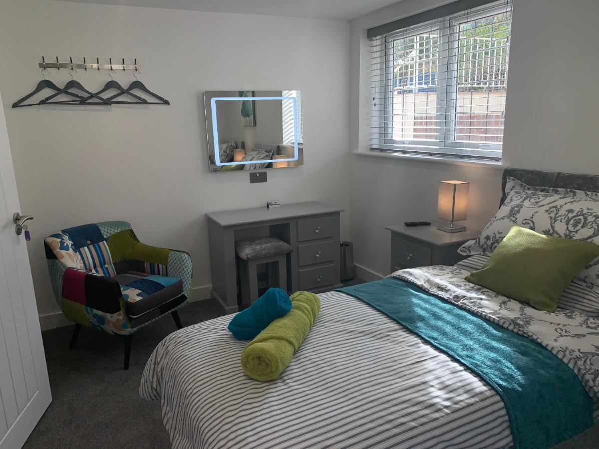Rosemary House Brs Airport Accommodation Winford מראה חיצוני תמונה